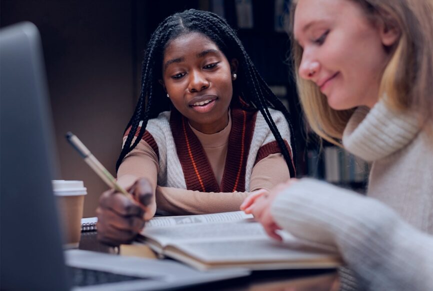 Refugee labor mobility: A unique hiring opportunity for the higher education community Refugee labor mobility: A unique hiring opportunity for the higher education community